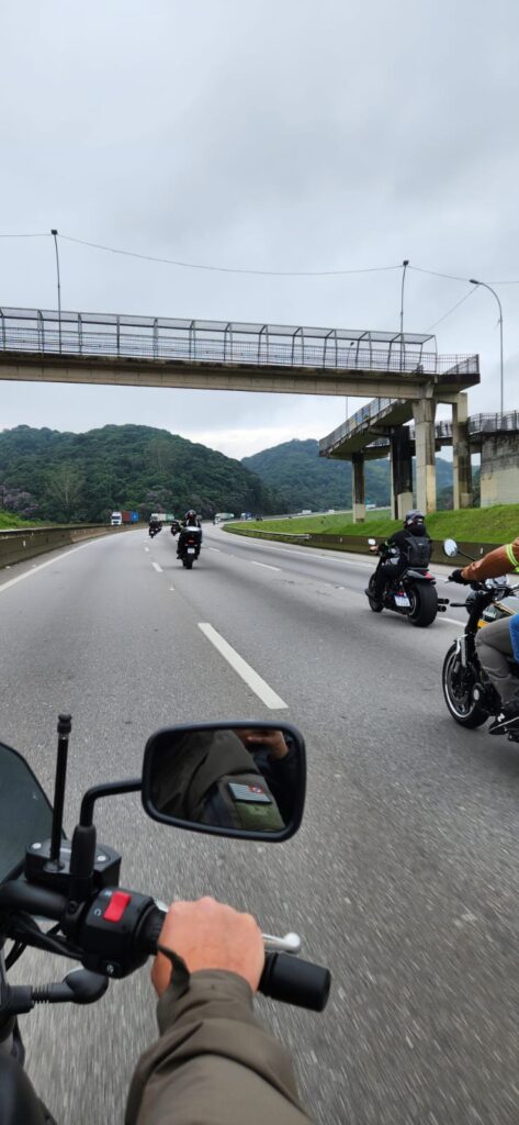 Passeio de moto MRX para Jambeiro em 11/03/2023 - Marello Motos